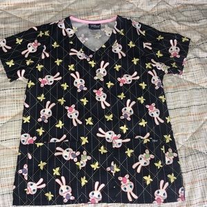 Scrub top, fits big